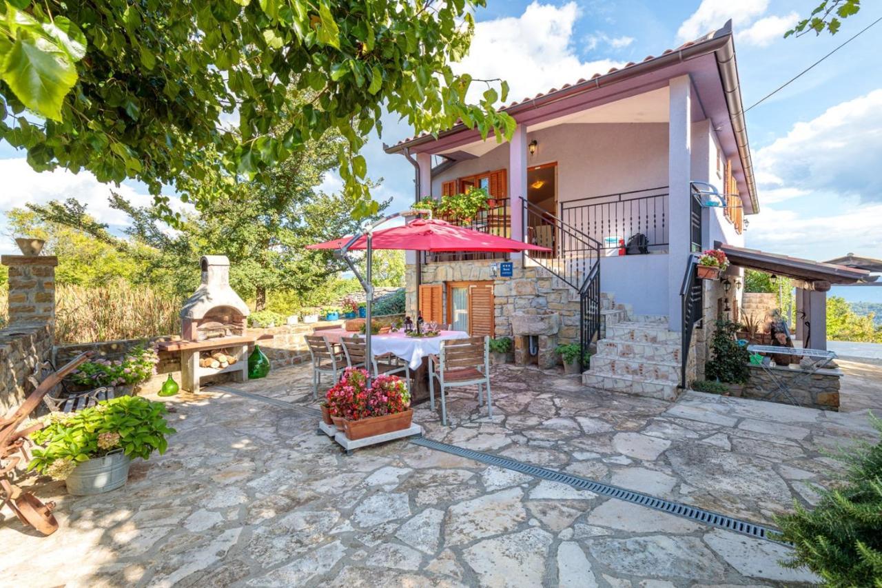 Apartments Sveti Leonard Oprtalj Exterior photo